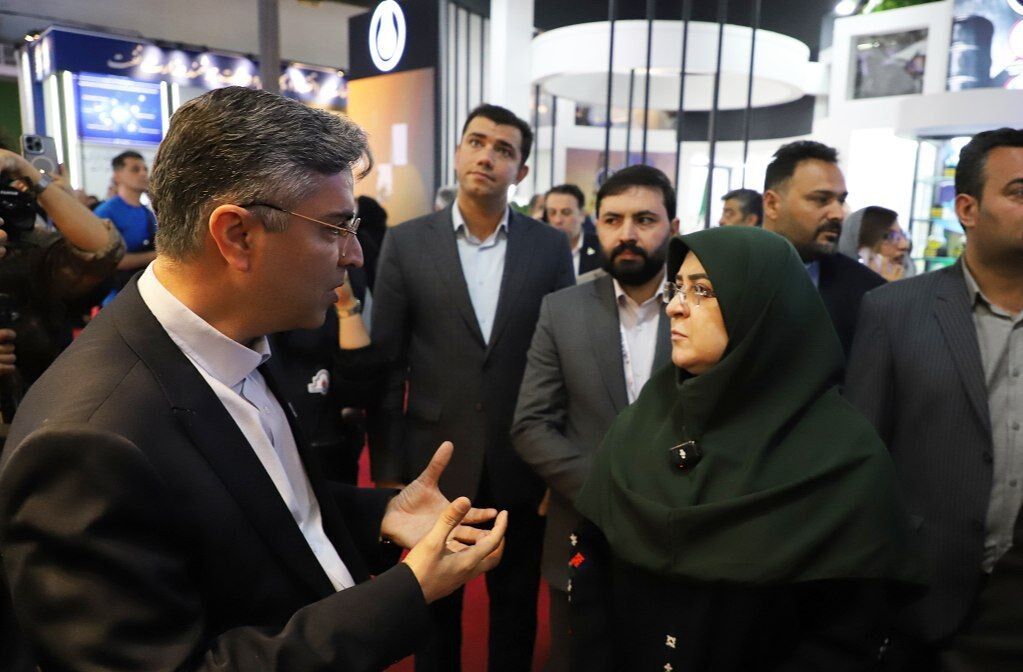 تأکید دولت بر احیای جایگاه صنعت نفت