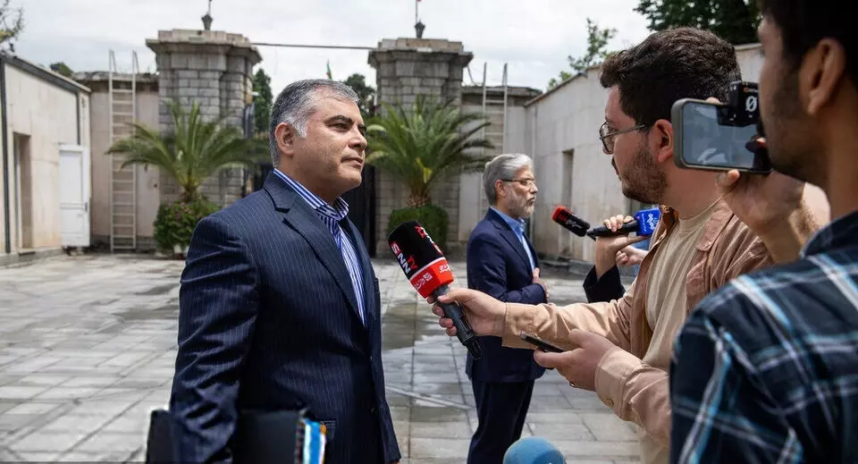 رد ادعای کاهش صادرات نفت ایران توسط وزیر نفت
