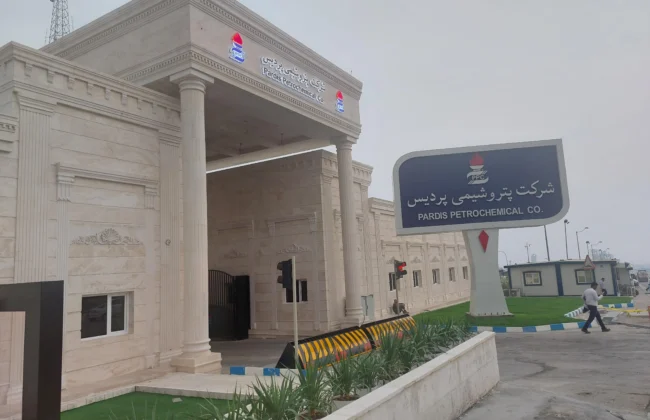 ناخواسته در زمین دشمن بازی نکنیم