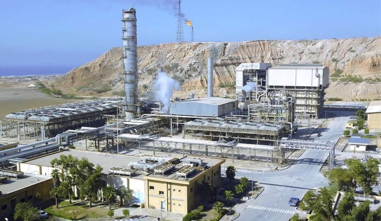 توسعه و ارتقای مجتمع پتروشیمی خارک