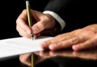 امضای تفاهمنامه میان شرکت نفت و دانشگاه شریف امضای تفاهمنامه میان شرکت نفت و دانشگاه شریف