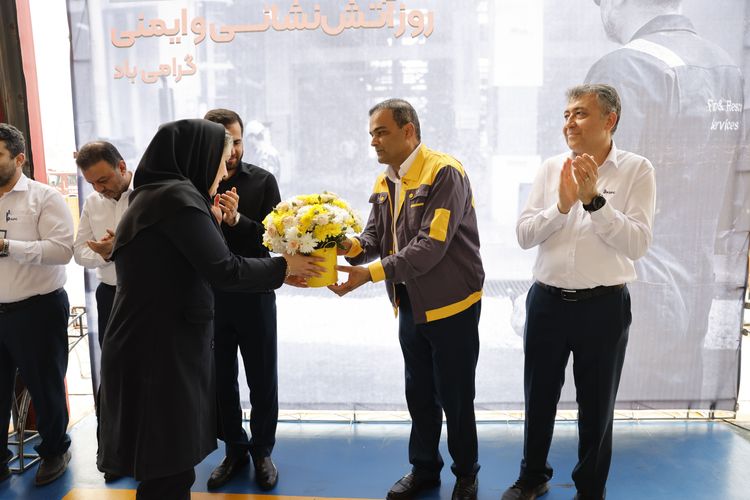 گرامیداشتِ روز ملی آتش‌نشانی و ایمنی در شرکت آریاساسول