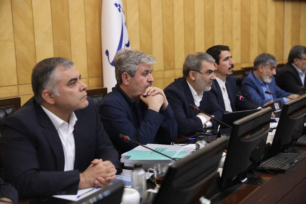 عملکرد مثبت وزارت نفت در اجرای برنامه هفتم