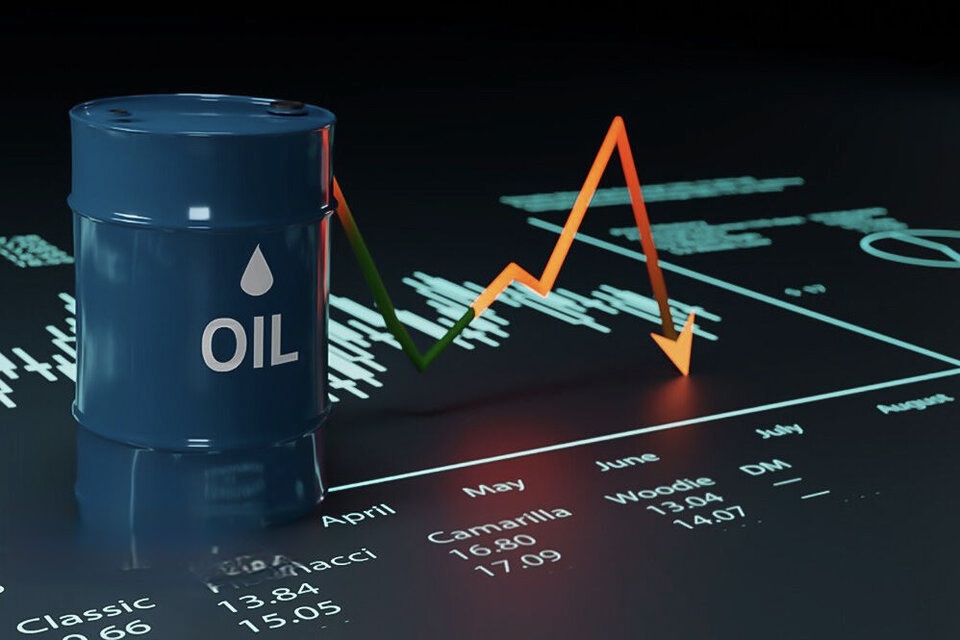 ادامهٔ روند نزولی قیمت نفت در پی امیدواری‌ها