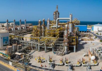 آغاز بارگذاری کاتالیست EO در واحد اتیلن گلایکولِ مروارید