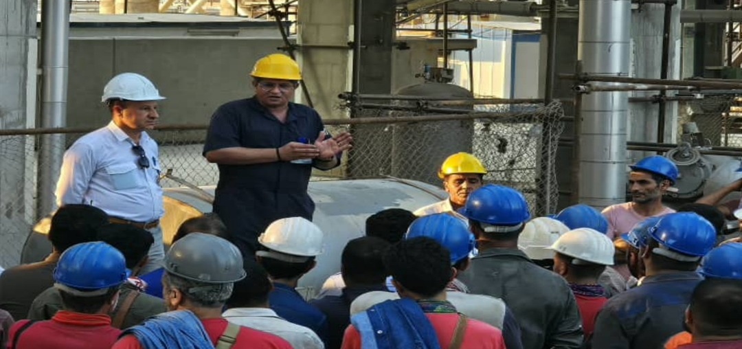 جلسه Tool Box Meeting در پتروشیمی بوشهر