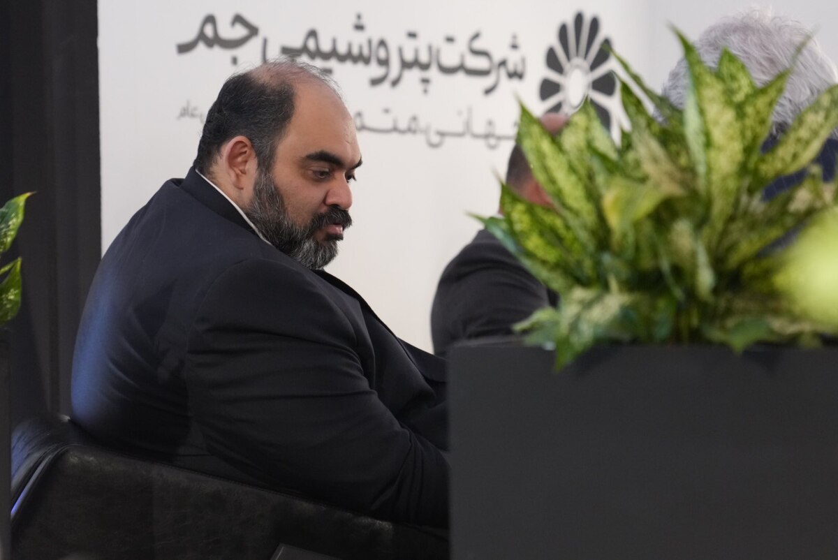 با تخریب مدیر بومی خودزنی نکنیم